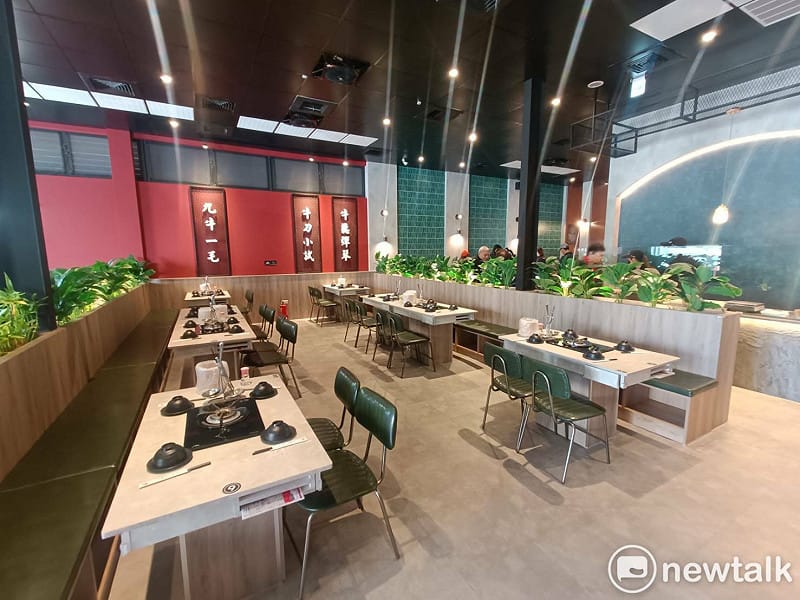 牛境溫體牛涮涮鍋僅店內設計有獨特風格。&nbsp;&nbsp;&nbsp;圖：唐復年/攝