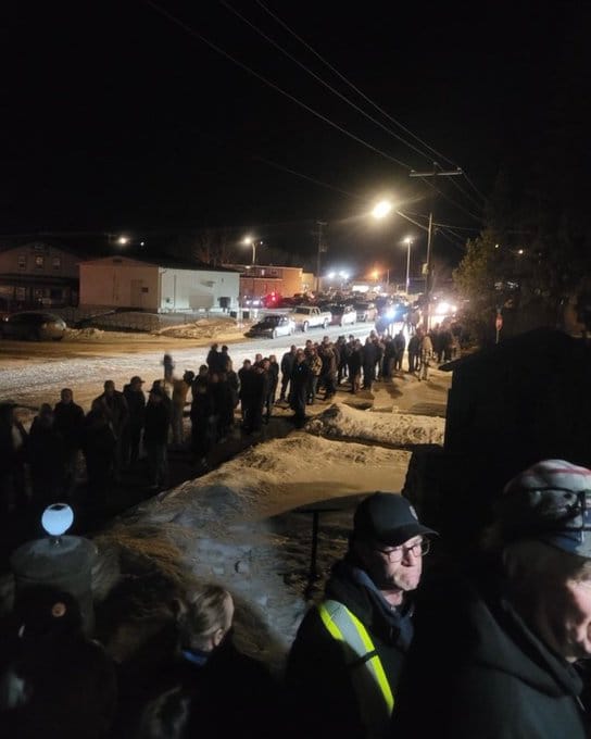 有網友分析指出，雖然艾伯塔省的民眾長期對加拿大政府推行的政策感到不滿，但此次卡尼訪華的「綏靖主義」行動很可能是壓垮民眾情緒的最後一根稻草。&nbsp;&nbsp;&nbsp;圖：翻攝自 @RiseOfAlberta X 帳號