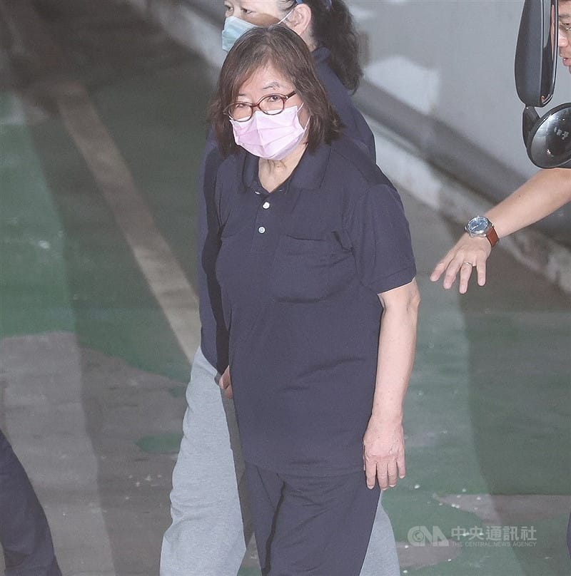 圖為前中國國民黨台北市黨部主任委員黃呂錦茹（前）。（中央社檔案照片）&nbsp;&nbsp;&nbsp;