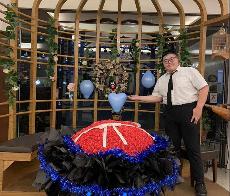 .「鳥巢旅館」響應「寶藍應援」。&nbsp;&nbsp;&nbsp;圖：高雄市觀光局/提供