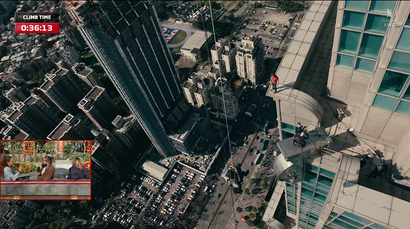 不少觀眾捕捉到，霍諾德的攝影團隊跟著霍諾德掛在空中，只為捕捉到最佳鏡頭。&nbsp;&nbsp;&nbsp;圖：翻攝自Netflix Sports X