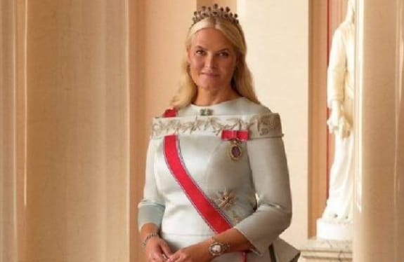 挪威王儲妃瑪麗特。 圖 : 翻攝自 X / AusMini 挪威王儲妃瑪麗特。 圖 : 翻攝自 X / AusMini