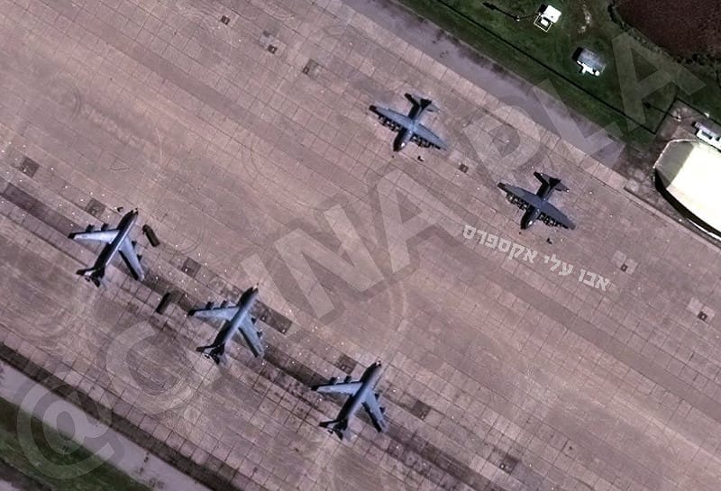 衛星影像觀測畫面指出,目前在迪亞哥加西亞基地(Diego Garcia)僅發現加油機與運輸機,並未見到轟炸機蹤影。 圖:翻攝自 X 衛星影像觀測畫面指出,目前在迪亞哥加西亞基地(Diego Garcia)僅發現加油機與運輸機,並未見到轟炸機蹤影。 圖:翻攝自 X