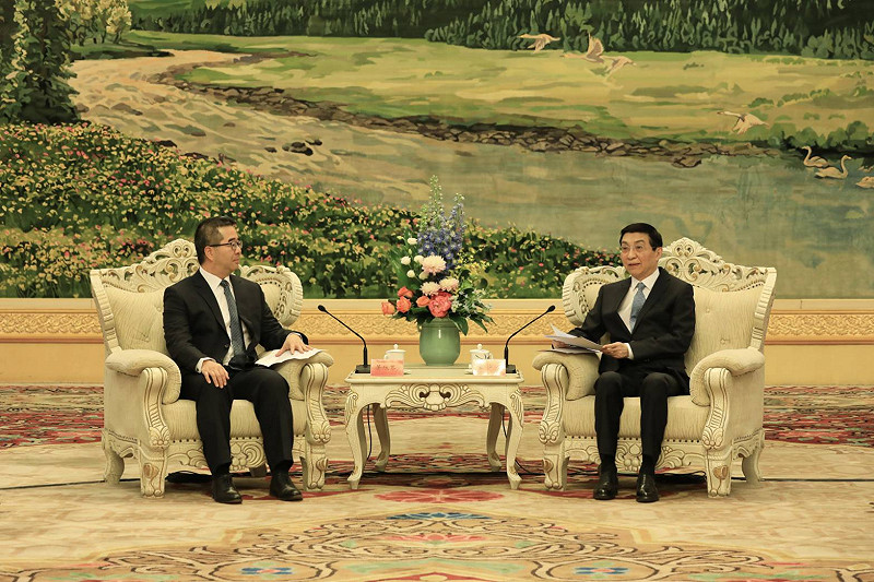 中國國民黨副主席蕭旭岑今（4）日上午偕「兩岸交流合作前瞻論壇」代表團成員，赴北京人民大會堂會見中共中央政治局常委、全國政協主席王滬寧。&nbsp;&nbsp;&nbsp;圖：國民黨/提供