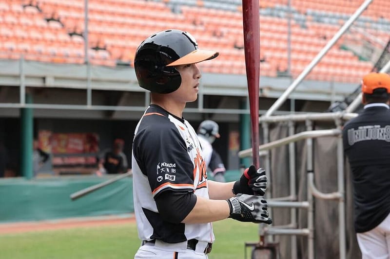 中華職棒統一7-ELEVEn獅隊朱迦恩（圖）4日在台南棒球場參加球隊春訓，打擊教練潘武雄表示，朱迦恩只要擊球穩定度好，打擊力量不會輸給林安可，希望朱迦恩能相信自己。（統一7-ELEVEn獅隊提供）中央社記者蘇志畬傳真　115年2月4日&nbsp;&nbsp;&nbsp;