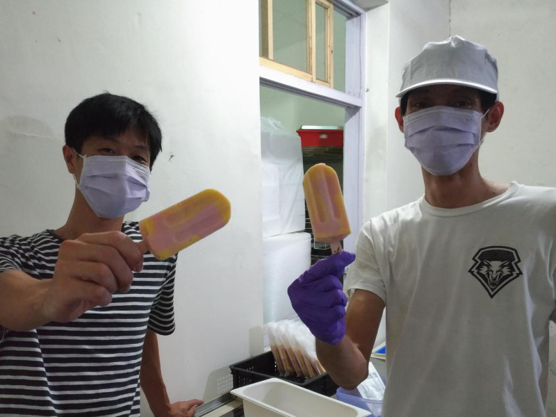 唯果粒創辦人陳志亮(左)與林偉銘(右)。
圖:小耕/攝
