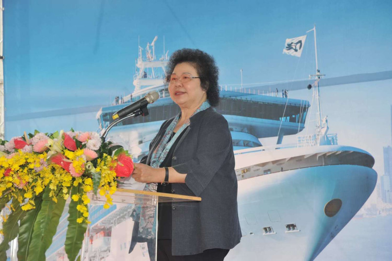 高雄市長陳菊今(28)日出席公主號慶祝活動表示，遊輪的發展未來是雙母港。   圖：高雄市政府/提供