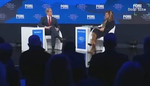 美國財政部長貝森特(左)出席達沃斯世界經濟論壇。&nbsp;&nbsp;&nbsp;圖 : 翻攝自觀察者網