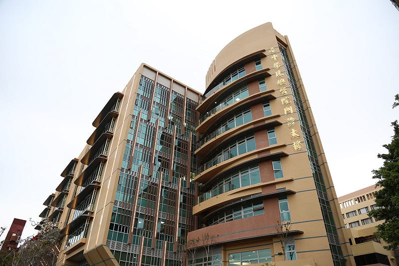 台中榮總是國家級公立醫學中心、中部地區醫療龍頭。&nbsp;&nbsp;&nbsp;圖：取自台中榮總官網 