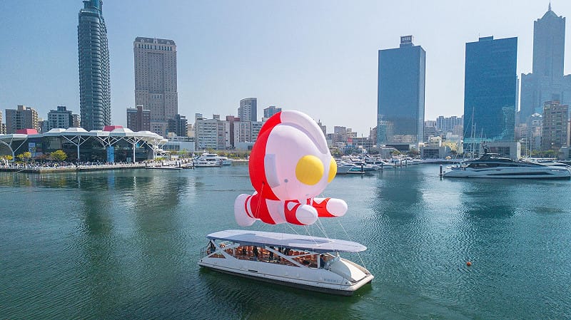 Q版8米初代超人力霸王將視天候狀況不定期領航愛河灣。&nbsp;&nbsp;&nbsp;圖：高雄市觀光局／提供