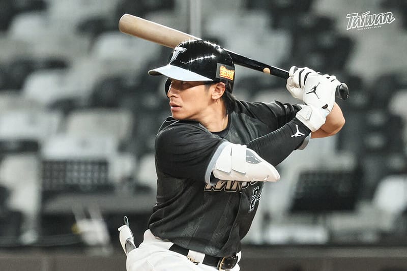 世界棒球經典賽（WBC）練習賽台灣隊22日與韓國職棒培證英雄交手，陳傑憲（圖）首局選到保送、幫助球隊延續攻勢。（中華職棒提供）中央社記者謝靜雯傳真　115年2月22日&nbsp;&nbsp;&nbsp;