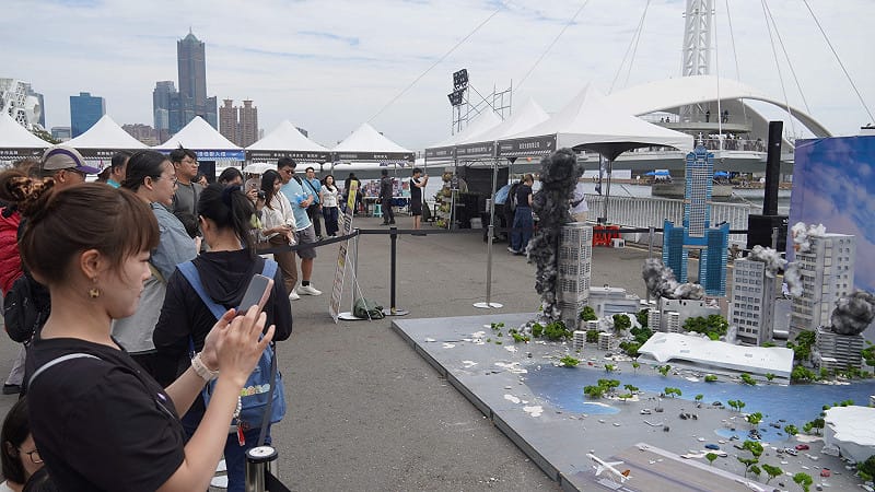 「特攝微縮城市」亮相，精緻還原高雄城市地標。&nbsp;&nbsp;&nbsp;圖：高雄市青年局/提供