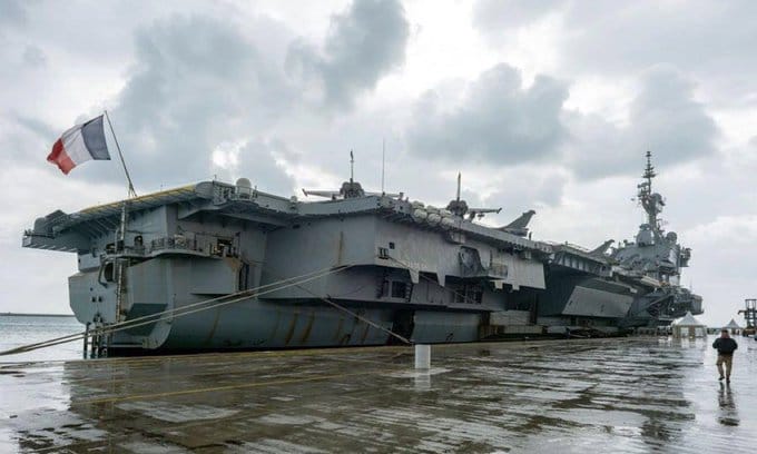 為了維護自身與盟友在中東地區的利益，英、法、德三國宣布將對伊朗採取「必要措施」。法國甚至派遣「戴高樂號」航母前往中東地區，準備加強對伊朗的施壓力度。&nbsp;&nbsp;&nbsp;圖：翻攝自 @visegrad24 X 帳號