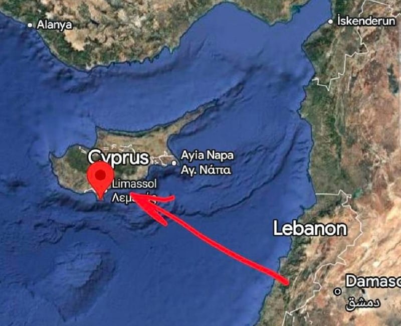  傳從黎巴嫩發射的導彈攻擊賽普勒斯基地，該處有約2千名英軍。 圖 : 翻攝自X / Visioner 