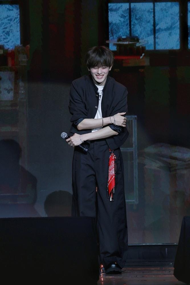 身為團體年紀最小成員，岡旻撒嬌起來十分得心應手。&nbsp;&nbsp;&nbsp;圖：網銀國際影視／提供