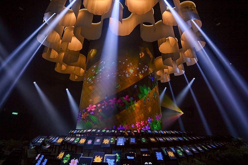 2026台灣燈會在嘉義登場後，連日來吸引大量遊客前往賞燈，主燈「光沐－世界的阿里山」與多個特色燈區成為熱門打卡焦點。&nbsp;&nbsp;&nbsp;圖：嘉義縣府提供