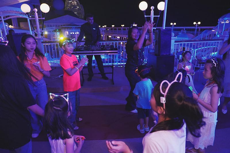 暑假親子旅遊搶先卡位，麗星郵輪推兒童免費搭郵輪優惠。&nbsp;&nbsp;&nbsp;圖：麗星郵輪/提供