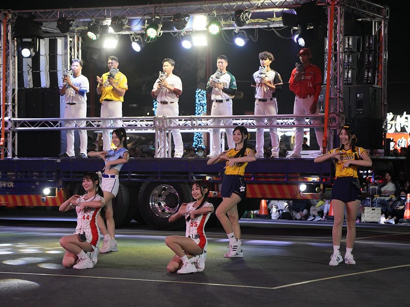 2026台灣燈會在嘉義，7日舉辦「TEAM TAIWAN大遊行」。&nbsp;&nbsp;&nbsp;圖：嘉義縣政府提供