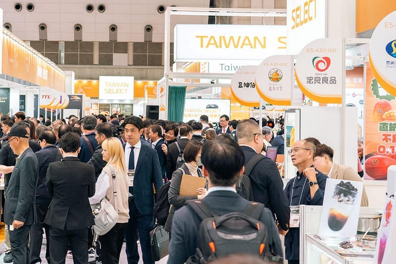 東京食品展台灣館及屏東館吸引人潮參觀。&nbsp;&nbsp;&nbsp;圖：屏東縣政府/提供