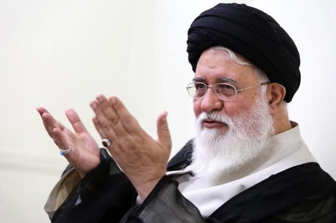 另外有網友認為，穆傑塔巴很可能只是「煙霧彈」，用於掩蓋真正的新最高領袖阿拉莫霍達。&nbsp;&nbsp;&nbsp;圖：翻攝自 @yeyusam1 X 帳號