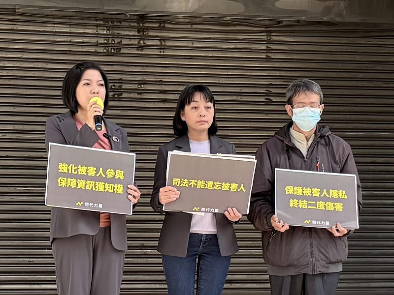  委任律師李惠暄表示，被害人的意見表達往往「流於形式」， 其陳述在判決書中得不到任何回應。 圖：李宣萱 / 攝 