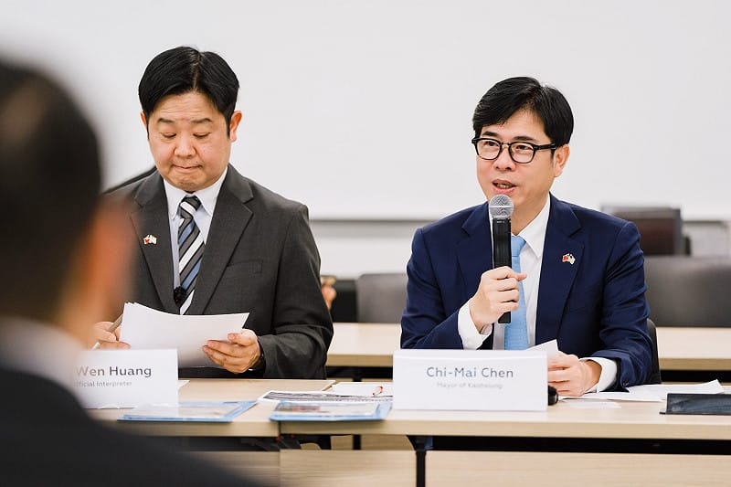 陳其邁(右)表示與亞利桑那戰略契合，正是強化供應鏈韌性的關鍵。&nbsp;&nbsp;&nbsp;圖：高雄市政府/提供