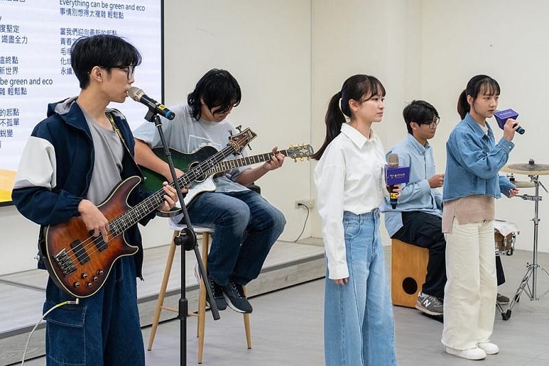 中央大學承辦115年全國大專校院運動會，主題曲「青春永續」從作詞、作曲、編曲到演唱，全由中大學生一手包辦，把青春熱血、運動的拚搏精神，還有對永續的未來想像都寫進旋律裡。（中央大學提供）中央社記者吳睿騏桃園傳真　115年3月13日&nbsp;&nbsp;&nbsp;