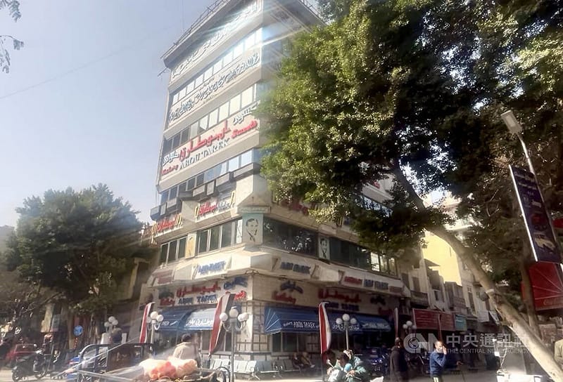 塔立克原本只是個推車叫賣「口秀麗」的街頭攤販，後來建立埃及最大的口秀麗王國。此為位於開羅市中心老城區內的6層餐廳大樓。中央社記者施婉清開羅攝 115年3月20日&nbsp;&nbsp;&nbsp;圖：中央社提供