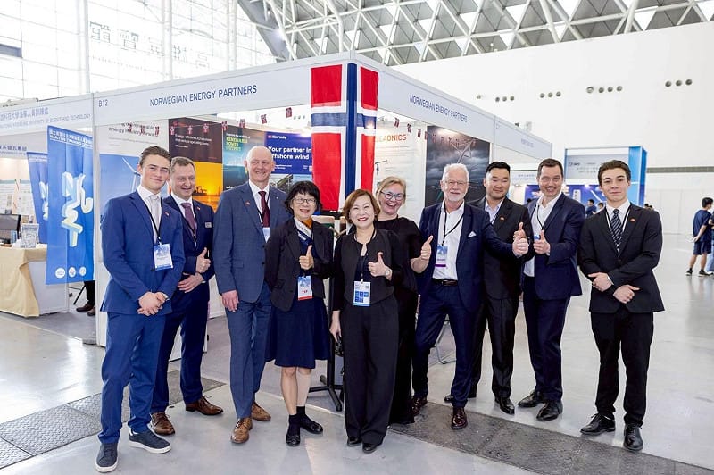 挪威能源協會代表團親臨亞太國際風電展現場。&nbsp;&nbsp;&nbsp;圖：茵康國際/提供