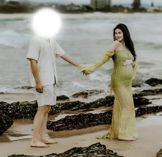 雖然文章中有附上跟廖思惟的合照，但男方的臉卻被貼圖遮住，且該文章上傳短短幾小時就遭到刪除，真相讓網友霧裡看花。&nbsp;&nbsp;&nbsp;圖：翻攝自小紅書