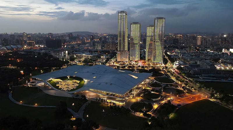 O10／Y18 聯開案讓藝術外溢到城市、走入市民生活。&nbsp;&nbsp;&nbsp;圖：高雄市捷運局/提供