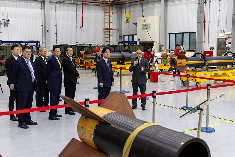 賴清德總統今（27）日下午前往視導「國家中山科學研究院」。&nbsp;&nbsp;&nbsp;圖：總統府提供