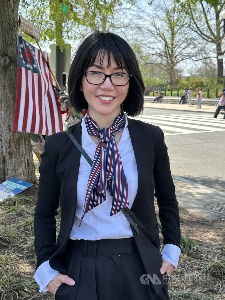 美國出生公民集體訴訟案中包括一名台灣女性，諮詢律師金芭莉．梁（Kimberly Leung）說明個案狀況。中央社記者廖漢原華盛頓攝　115年4月2日&nbsp;&nbsp;&nbsp;圖：中央社提供