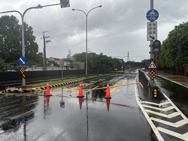 致災性大雷雨襲擊苗栗地區&nbsp;&nbsp;&nbsp;圖/余文忠臉書
