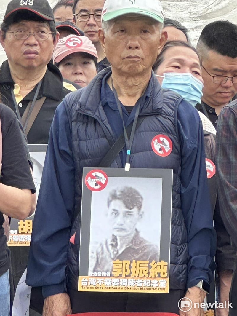  519行動組合及58個民間社團今（5）共同發起「台灣不需要獨裁者紀念堂」活動。 圖：朱蒲青/攝 