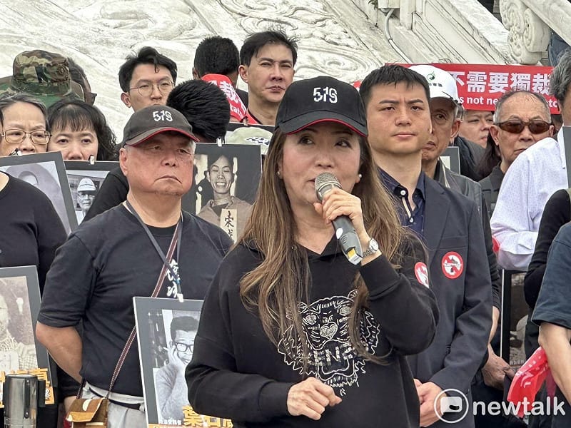  519行動組合及58個民間社團今（5）共同發起「台灣不需要獨裁者紀念堂」活動。圖為辜寬敏基金會董事長王美琇。 圖：朱蒲青/攝 