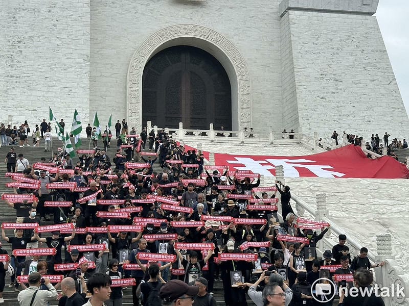  519行動組合及58個民間社團今（5）共同發起「台灣不需要獨裁者紀念堂」活動。 圖：朱蒲青/攝 