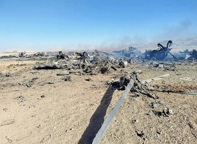  美軍自行炸毀2架C-130運輸機的現場。 圖 : 翻攝自伊斯蘭革命衛隊 