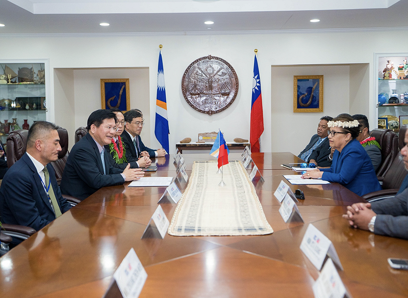 林佳龍擔任總統特使率團訪問馬紹爾群島共和國。&nbsp;&nbsp;&nbsp;圖：翻攝自林佳龍臉書