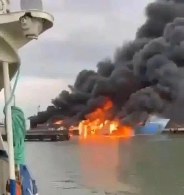 克里米亞俄軍最後一艘鐵路渡輪「斯拉維揚寧」號近期也成為烏軍的打擊目標。&nbsp;&nbsp;&nbsp;圖：翻攝自 @AllEvansichuan X 帳號