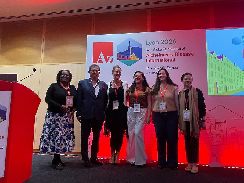 許景琦與來自德國、香港、法國等地的頂尖學者進行深度學術討論。&nbsp;&nbsp;&nbsp;圖：許景琦/提供