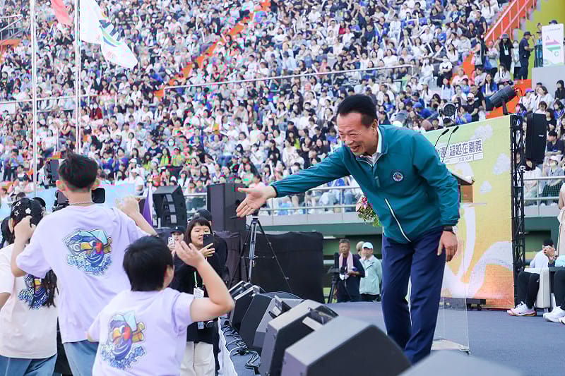  嘉義縣長翁章梁表示，嘉義縣今年以「辦喜事」的心情舉辦盛會，並期許比賽順利完成。 圖：嘉義縣政府 提供 
