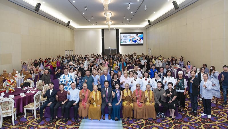 台灣優化細胞發展協會發表震驚業界的「M-Blade分子刀」創新原料再生技術。&nbsp;&nbsp;&nbsp;圖：台灣優化細胞發展協會/提供