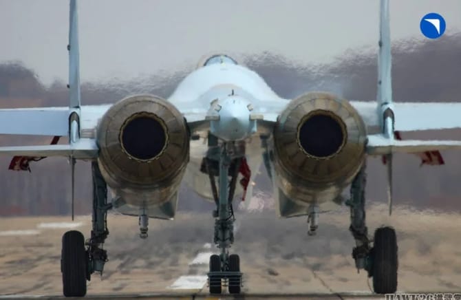 一批新的蘇-35S戰鬥機已交付給俄國空軍。 &nbsp;&nbsp;&nbsp;圖 : 翻攝自 HAWK26講武堂