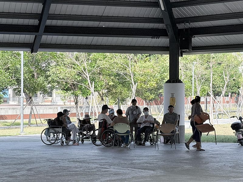 社區看護跟被照顧者。&nbsp;&nbsp;&nbsp;圖：李正新/攝