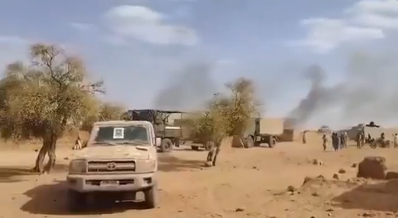  駐紮在戰略據點基達爾的俄羅斯「非洲軍團」單位陷入武裝叛軍的包圍，最終被迫撤離。 圖:翻攝自 X @therealbuni 