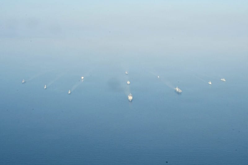 美菲年度「肩併肩」軍演，5國11艦進行多國海上演習聯合航行。&nbsp;&nbsp;&nbsp;圖：翻攝「X」@US7thFleet