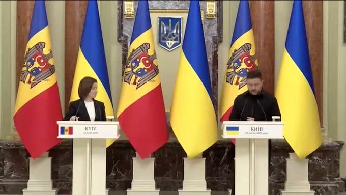 澤連斯基與摩爾多瓦總統桑杜會面，強調深化合作並協調對俄立場。 圖：翻攝自 X @BreakingAlert_