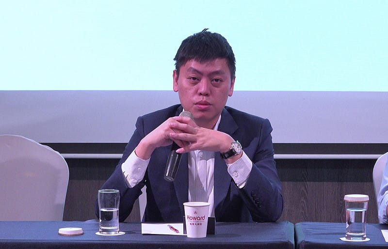 沈吉勇在記者會上對外說明，未來將強化交易審查與風險控管機制，避免再遭不法利用，並持續以合法、透明原則經營，盼司法還其公道。&nbsp;&nbsp;&nbsp;圖：孫家銘/攝