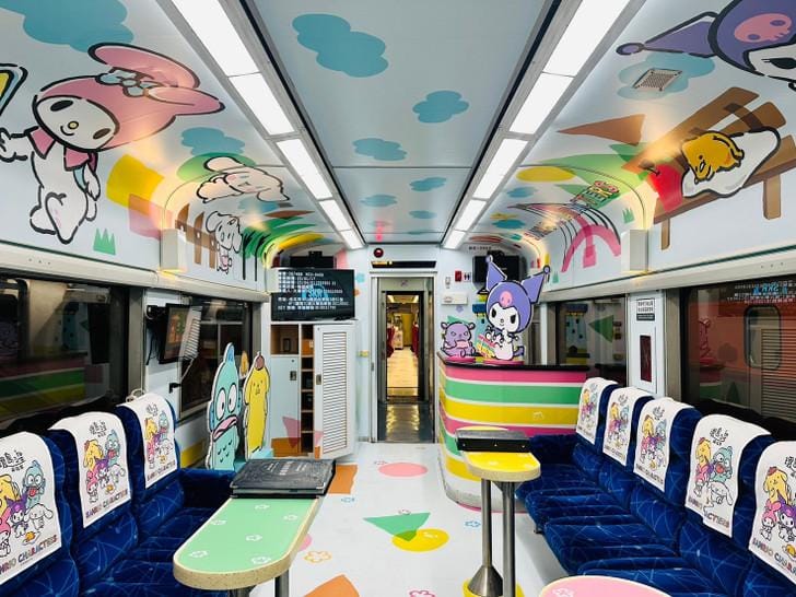 在專屬的車廂內，旅人可以享受每月更新歌曲的卡拉OK，在旅途中與親友盡情歡唱。&nbsp;&nbsp;&nbsp;圖：取自易遊網